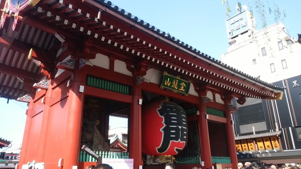 tokyo-Asakusa-porta-lanterna-kaminarimon